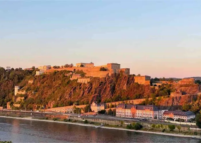 Schoene Penthouse Wohnung Direkt Am Deutschen Eck