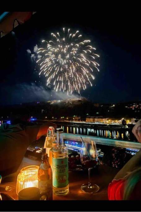 Schoene Penthouse Direkt Am Deutschen Eck Apartment *