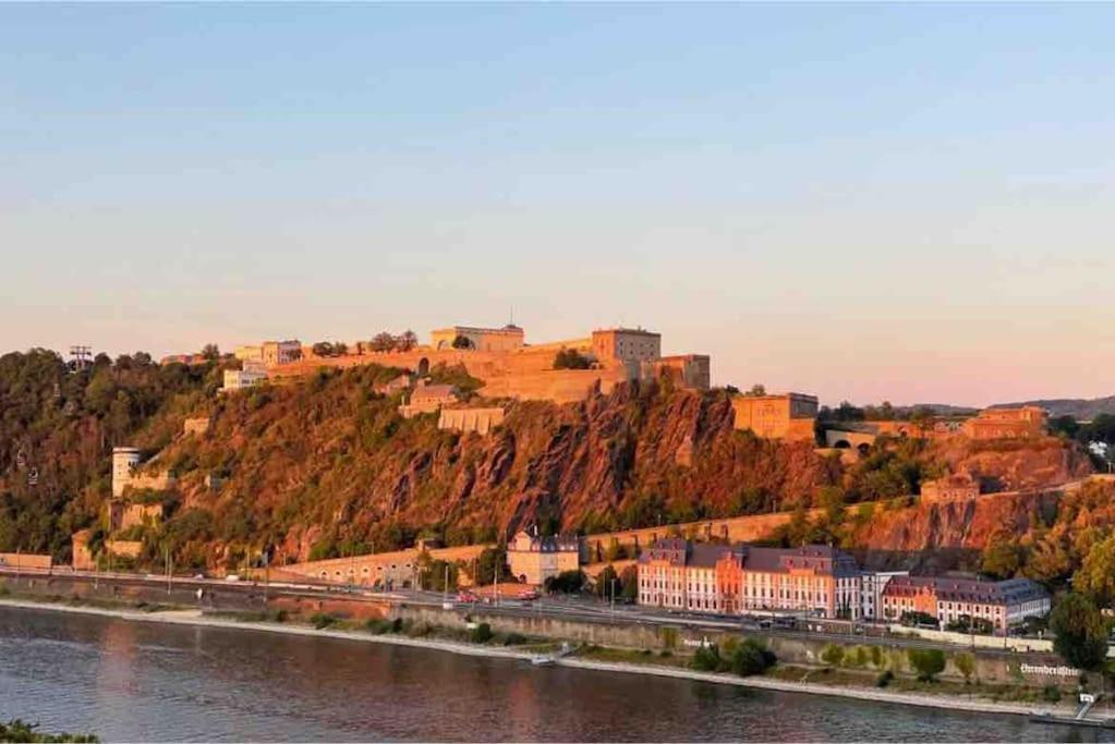 Schoene Penthouse Direkt Am Deutschen Eck